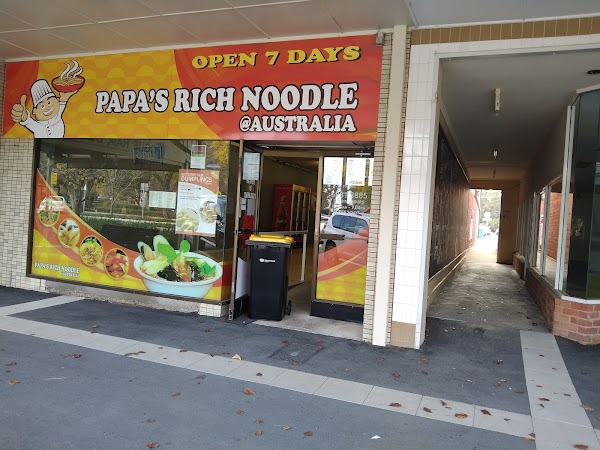 Papa's Rich Noodle interior